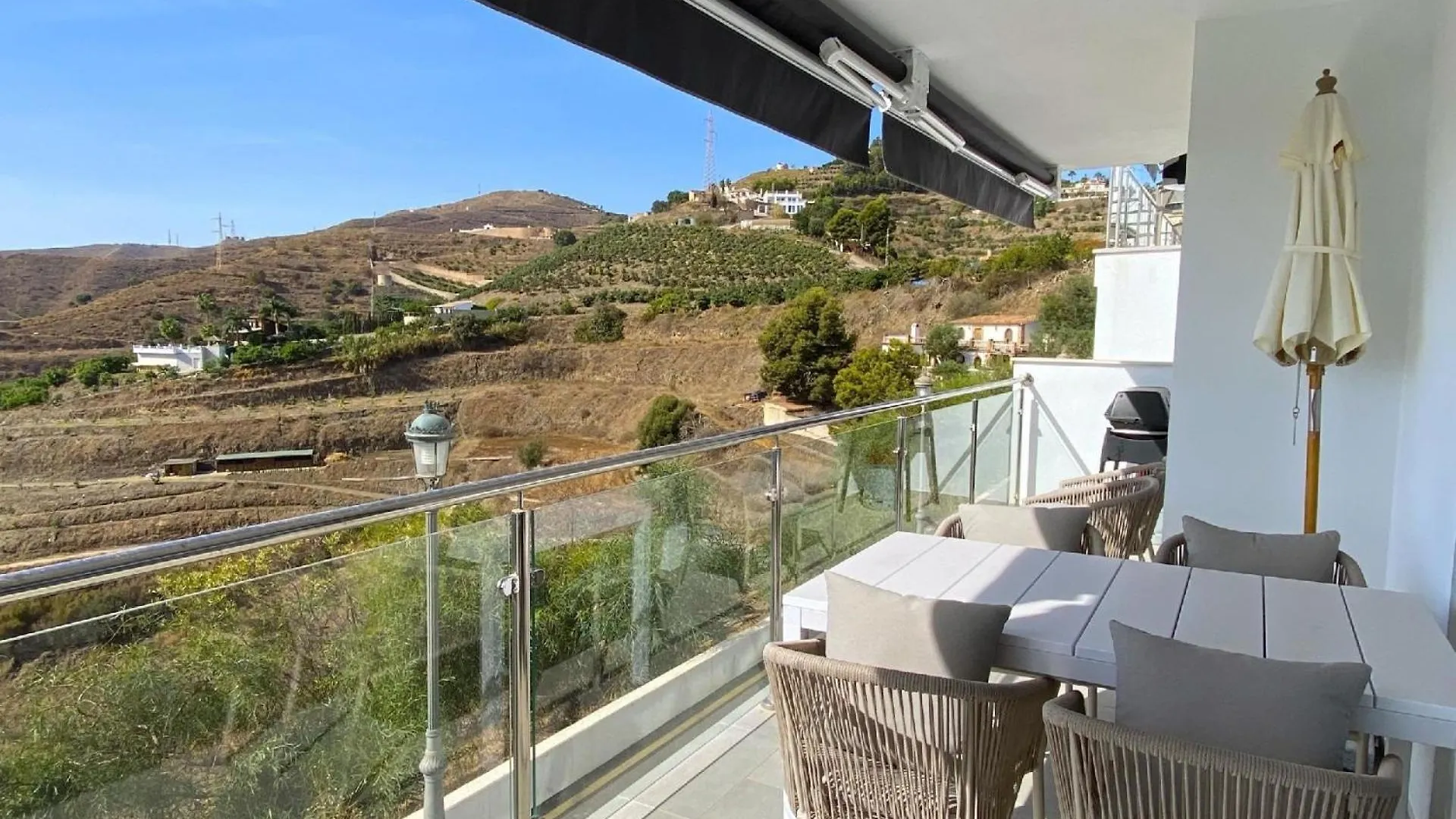 Ferienwohnung Fuer 6 Personen Ca 90 Qm In Nerja, Andalusien Costa Del Sol Lägenhet Nerja